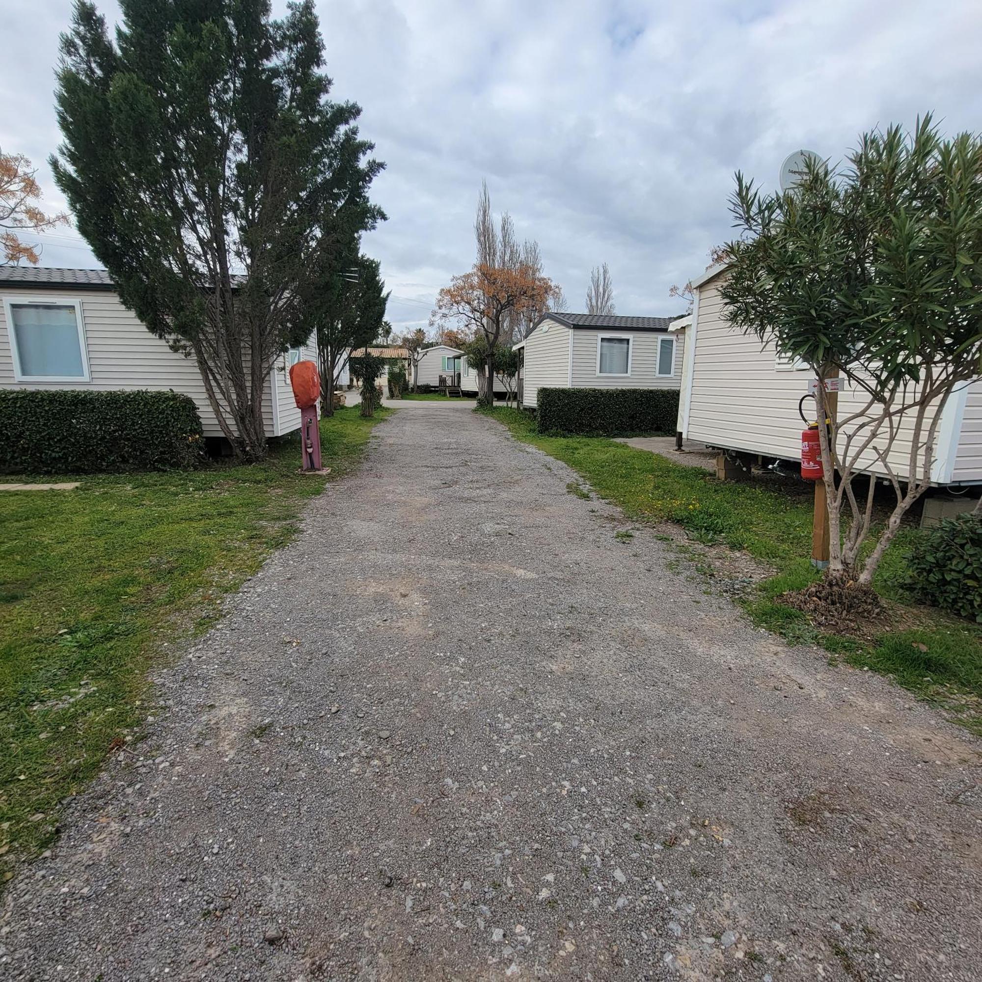 Mobilhome Au Camping Les Salins De La Gardiole Ex Camping Europe Vic-la-Gardiole Εξωτερικό φωτογραφία